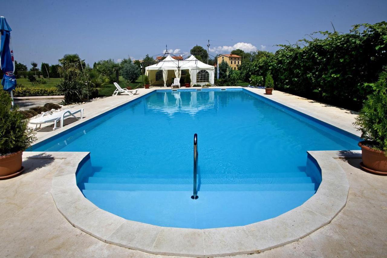 Apartments Aurelia Nova Vas  المظهر الخارجي الصورة