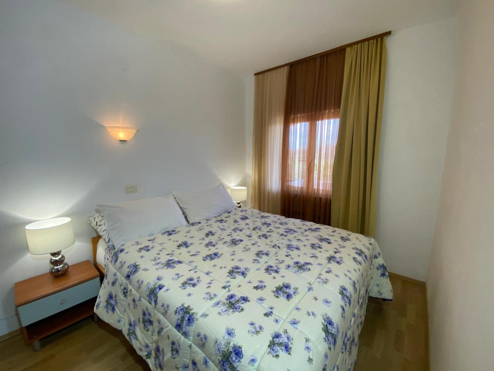 Apartments Aurelia Nova Vas  المظهر الخارجي الصورة